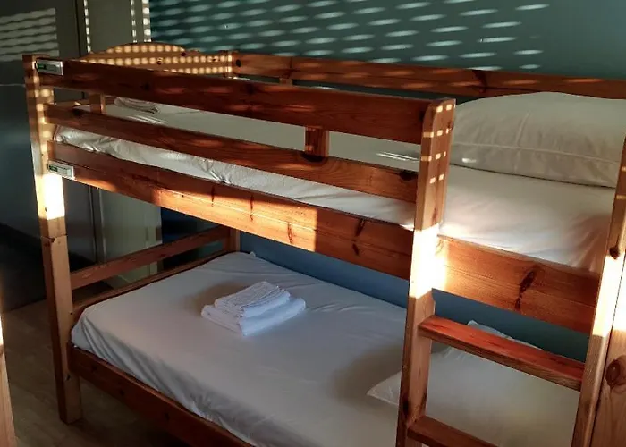 Bed & Working - Tramway - Partagees De 4 Lits